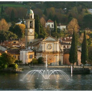 Floating fountain Seine